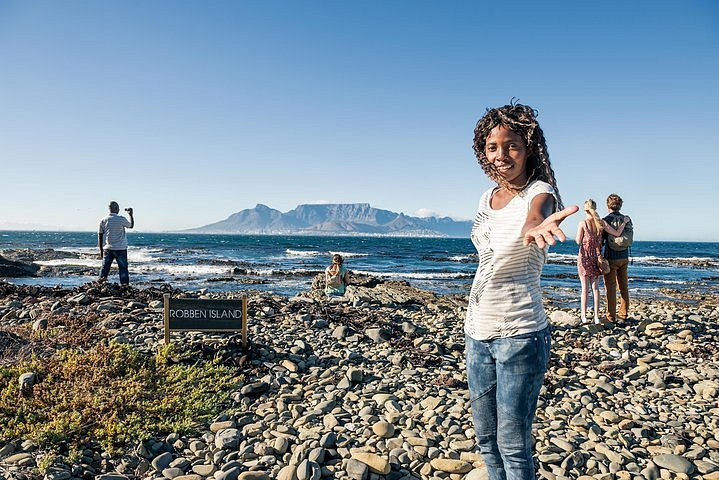 Robben Island, Kirstenbosch & South African Wine Tasting Tour